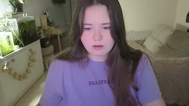 remirann  online show from January 18, 2026, 2:42 pm