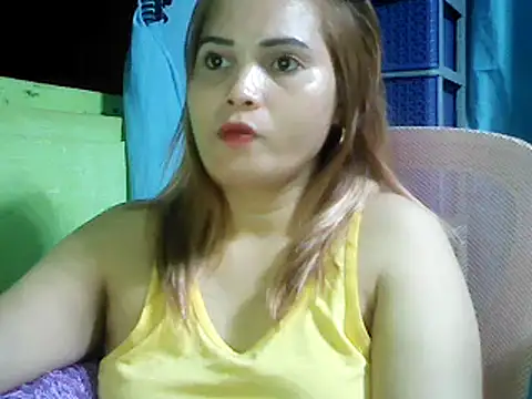 ashlylove25 online show from June 17, 2026, 5:23 pm