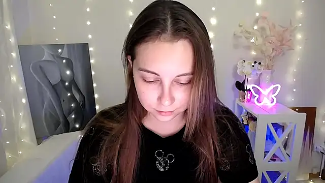 SweetPrincess  online show from June 15, 2026, 5:18 am