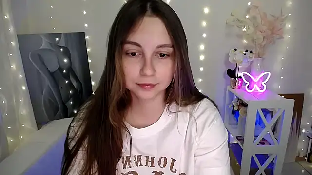 SweetPrincess  online show from June 16, 2026, 5:29 am