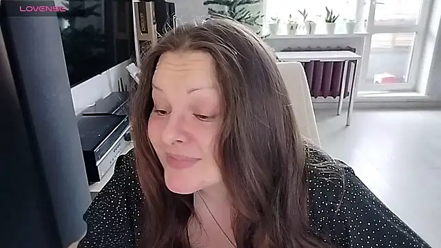 Marla Singerrr online show from May 17, 2026, 5:40 am
