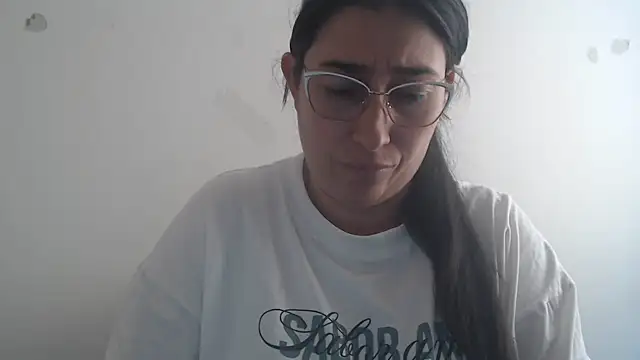 andreaisis2 online show from July 1, 2026, 8:20 pm