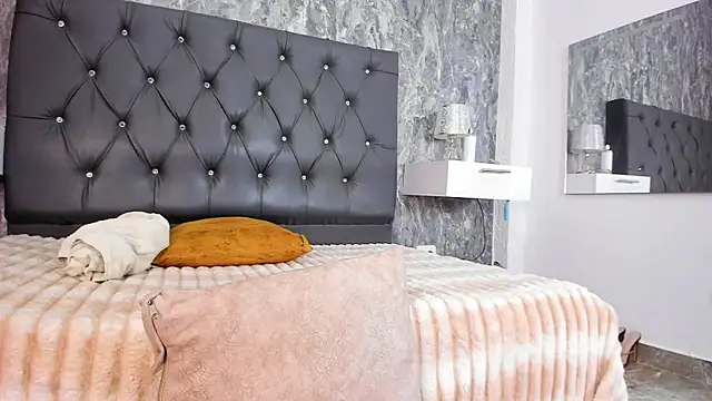 Snapshot of Lia_sarahi chatting on February 9, 2026, 12:25 pm Lia sarahi online show from February 9, 2026, 12:25 pm