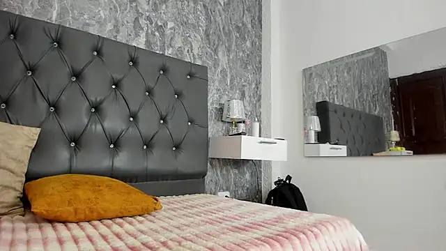 Snapshot of Lia_sarahi chatting on February 13, 2026, 2:50 pm Lia sarahi online show from February 13, 2026, 2:50 pm