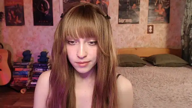 Friendly Ellie online show from June 6, 2026, 1:33 am