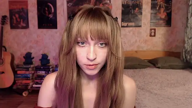 Friendly Ellie online show from June 25, 2026, 12:30 am