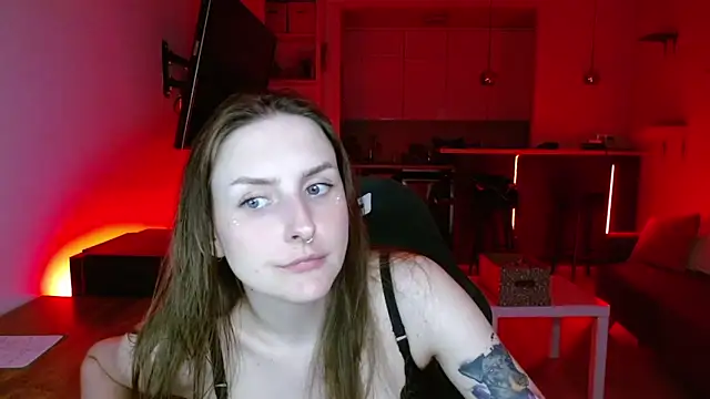 illusorycat online show from May 24, 2026, 6:52 pm