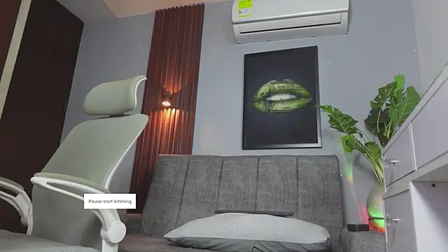 Catalina-sexy online show from June 8, 2026, 4:02 am