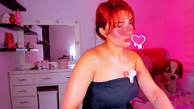 Vannessa  Shy online show from May 26, 2026, 7:12 pm