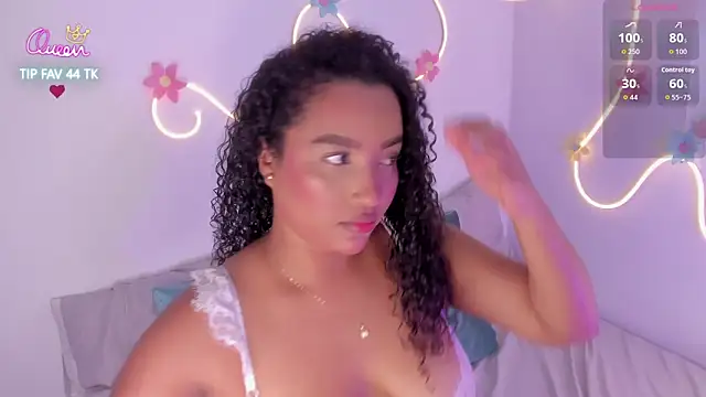cloe 25 online show from June 13, 2026, 3:04 am