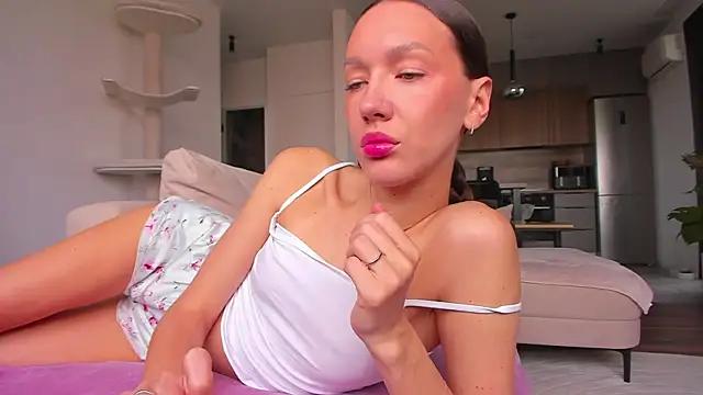 bestfootfetish online show from June 10, 2026, 7:53 am