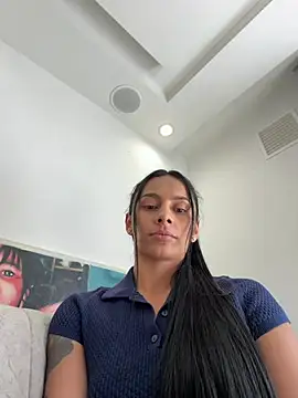 karlyn angels online show from June 19, 2026, 7:41 pm
