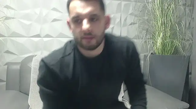 Antoniodiamond online show from February 14, 2025, 8:05 pm