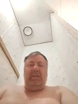 lawndad79 online show from December 1, 2024, 10:59 pm