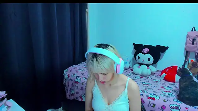 Akane-Mou online show from February 14, 2026, 3:40 am