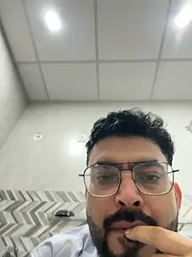 Snapshot of hot_rajat chatting on May 19, 2026, 2:40 am hot rajat online show from May 19, 2026, 2:40 am