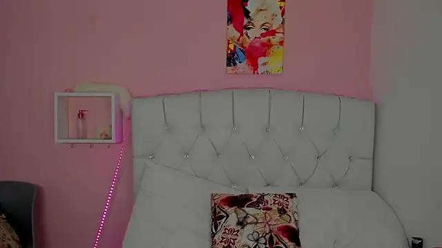 18candys online show from June 29, 2026, 10:31 pm