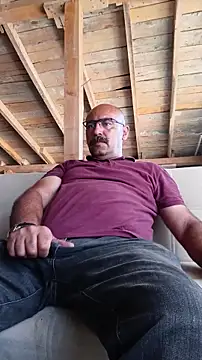 masculine bear daddy online show from June 17, 2026, 3:44 pm