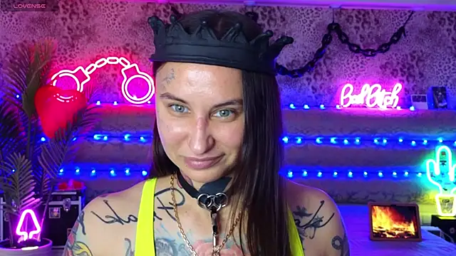 Cool Freak  online show from April 4, 2026, 10:33 am