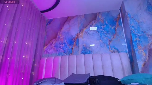  sex mia online show from June 7, 2026, 7:19 pm