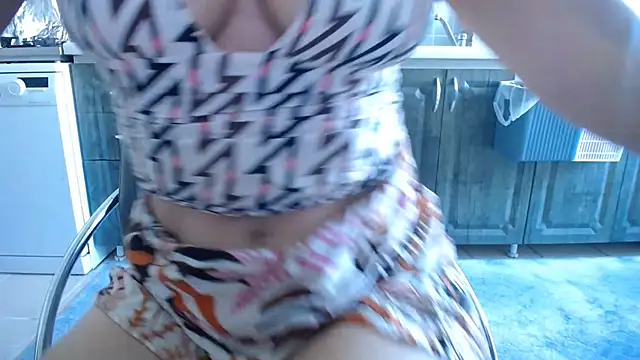 AmazingBitch online show from June 11, 2026, 5:59 am