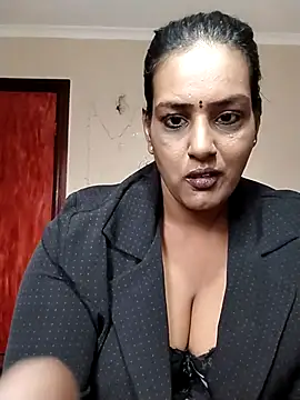 NWC4LYF online show from June 13, 2026, 8:01 am