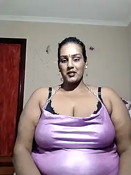 NWC4LYF online show from June 18, 2026, 6:46 pm