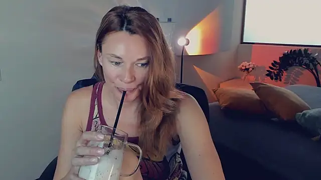 MistyBarnes online show from June 11, 2026, 6:54 am