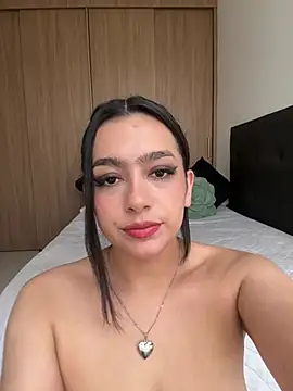 Nicollemays online show from June 27, 2026, 7:09 pm