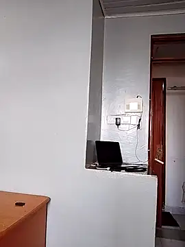 Snapshot of Prettybecs chatting on February 12, 2026, 1:44 pm Prettybecs online show from February 12, 2026, 1:44 pm