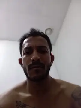 Snapshot of Antonio_shower_time chatting on June 14, 2026, 8:15 am Antonio shower time online show from June 14, 2026, 8:15 am