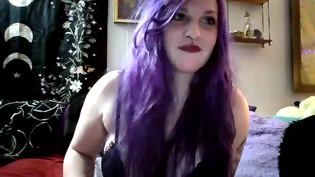 LunaLilith online show from January 31, 2025, 9:27 am