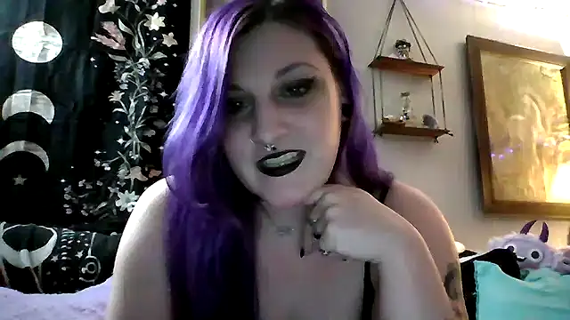 LunaLilith online show from February 13, 2025, 7:45 am