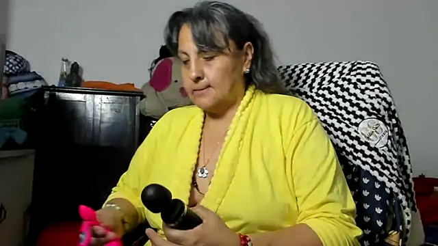 merlyna goldens online show from May 31, 2026, 11:05 pm