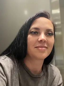Kate Joy online show from June 11, 2026, 8:17 pm