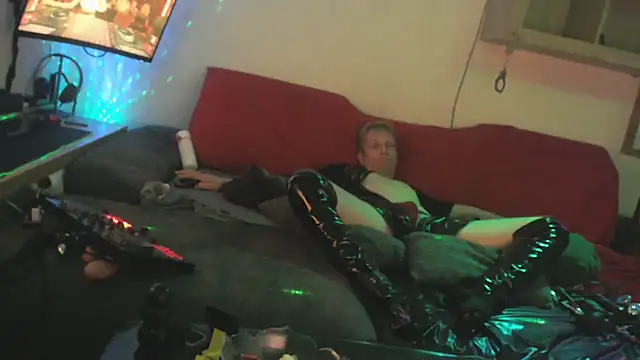 Snapshot of davidgntxxxxx chatting on October 18, 2025, 4:36 am davidgntxxxxx online show from October 18, 2025, 4:36 am