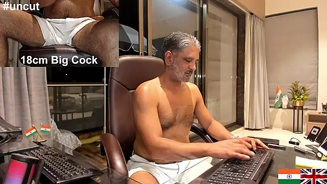 OnlineBossUK online show from February 25, 2025, 4:25 pm