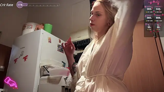 Snapshot of Mannarie_Madsinn chatting on January 1, 2025, 3:13 am Mannarie Madsinn online show from January 1, 2025, 3:13 am