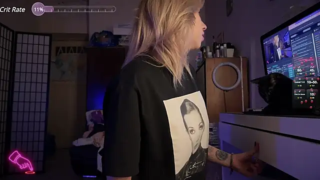 Snapshot of Mannarie_Madsinn chatting on January 12, 2025, 3:17 am Mannarie Madsinn online show from January 12, 2025, 3:17 am