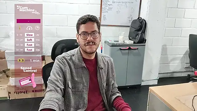 Snapshot of AndyHepburn chatting on October 30, 2025, 2:14 pm AndyHepburn online show from October 30, 2025, 2:14 pm