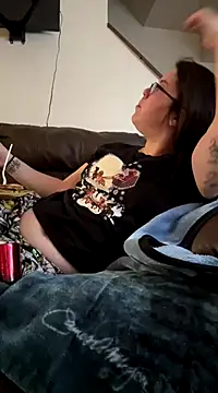 Snapshot of LacieStar chatting on December 2, 2024, 7:00 pm LacieStar online show from December 2, 2024, 7:00 pm