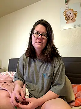 Snapshot of LacieStar chatting on December 16, 2025, 3:16 pm LacieStar online show from December 16, 2025, 3:16 pm