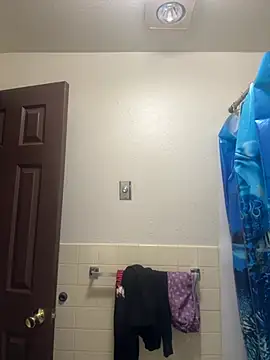 Snapshot of LacieStar chatting on December 15, 2024, 7:53 pm LacieStar online show from December 15, 2024, 7:53 pm