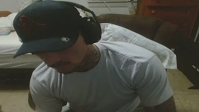 Snapshot of DADDY_KANE8--- chatting on June 17, 2026, 7:30 am DADDY KANE8--- online show from June 17, 2026, 7:30 am