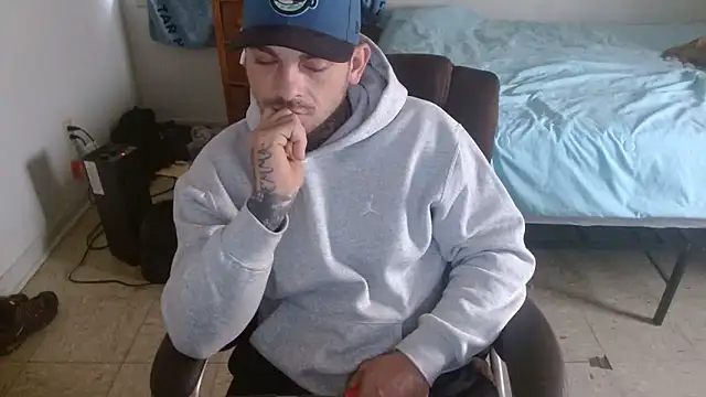 Snapshot of DADDY_KANE8--- chatting on November 6, 2025, 4:44 pm DADDY KANE8--- online show from November 6, 2025, 4:44 pm