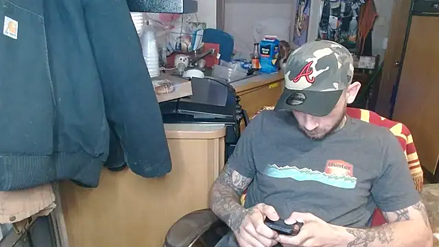 Snapshot of DADDY_KANE8--- chatting on March 20, 2025, 10:40 pm DADDY KANE8--- online show from March 20, 2025, 10:40 pm