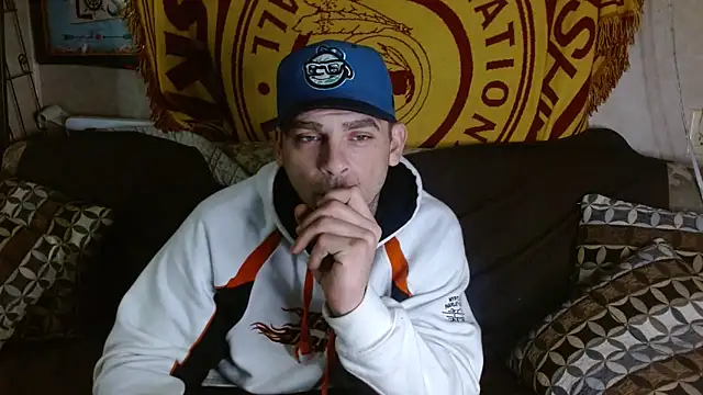 Snapshot of DADDY_KANE8--- chatting on February 15, 2025, 4:47 am DADDY KANE8--- online show from February 15, 2025, 4:47 am