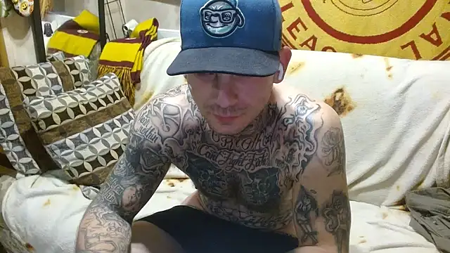 Snapshot of DADDY_KANE8--- chatting on February 12, 2025, 1:16 pm DADDY KANE8--- online show from February 12, 2025, 1:16 pm