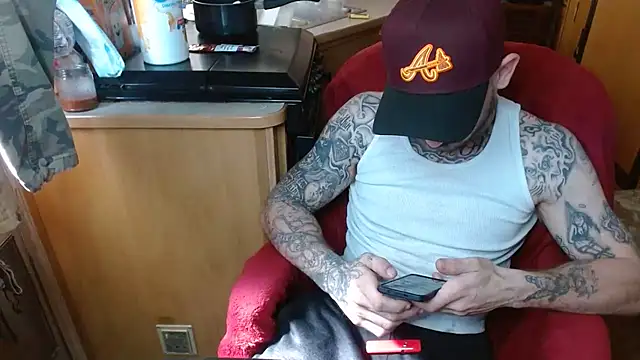 Snapshot of DADDY_KANE8--- chatting on March 17, 2025, 7:48 pm DADDY KANE8--- online show from March 17, 2025, 7:48 pm