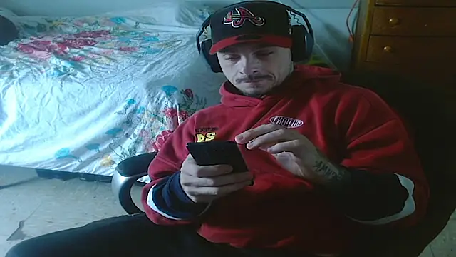 Snapshot of DADDY_KANE8--- chatting on June 8, 2026, 7:03 pm DADDY KANE8--- online show from June 8, 2026, 7:03 pm